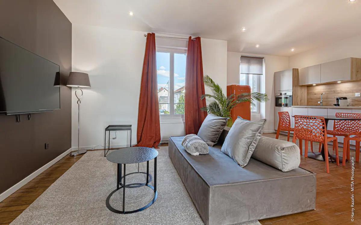 Les Suites Locarno Лимож Екстериор снимка
